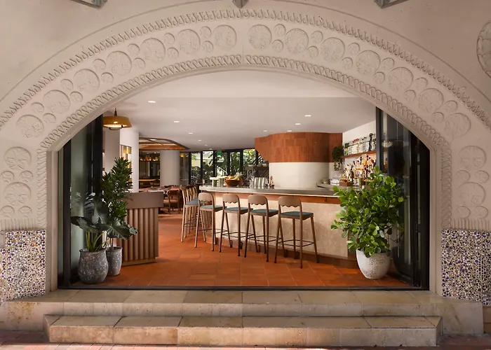 Mayfair House Hotel & Garden