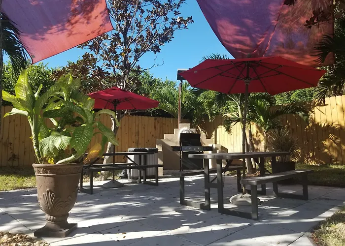 Hawthorn Extended Stay By Wyndham West Palm Beach Airport