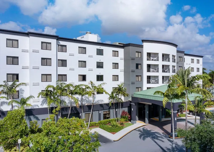 Courtyard By Marriott Miami At Dolphin Mall